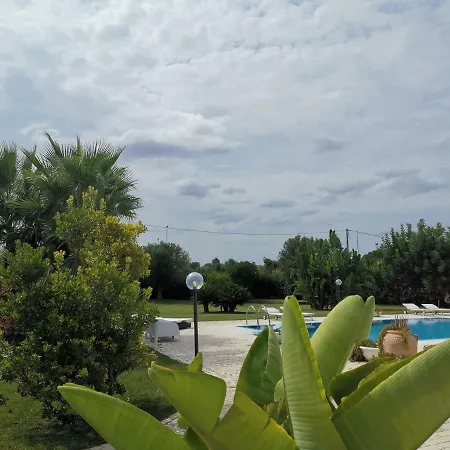 Bilocale In Con Piscina Apartament